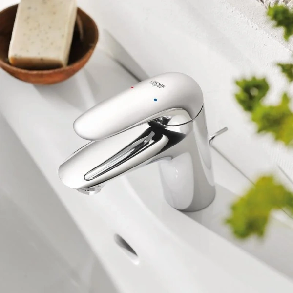 Смеситель для раковины с функцией энергосбережения хром Grohe Eurostyle New 23709003 (детальная фотография), современные, hi-tech