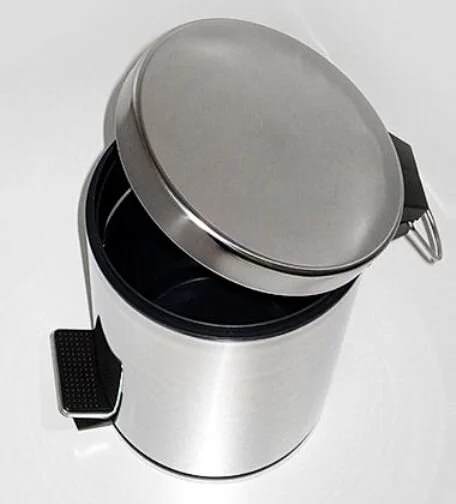 Мусорное ведро WasserKRAFT 12 л K-612 (детальная фотография), хром