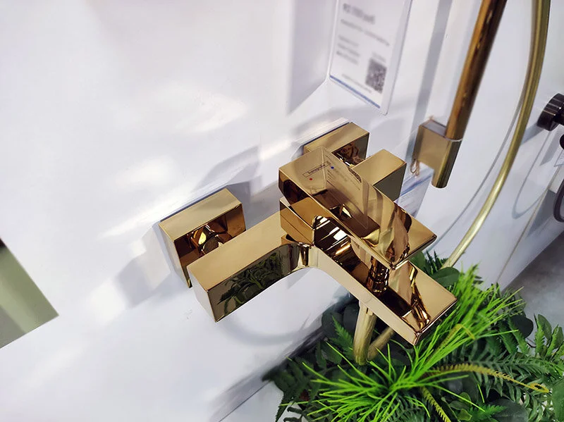 Смеситель для ванны Hansgrohe Metropol полированное золото 32540990 (детальная фотография), однорычажные, двухрычажные
