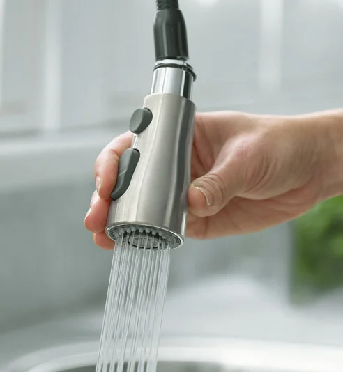 Смеситель для кухни Jacob Delafon Simplice однорычажный 596D-CP (детальная фотография), высокие, округлая форма