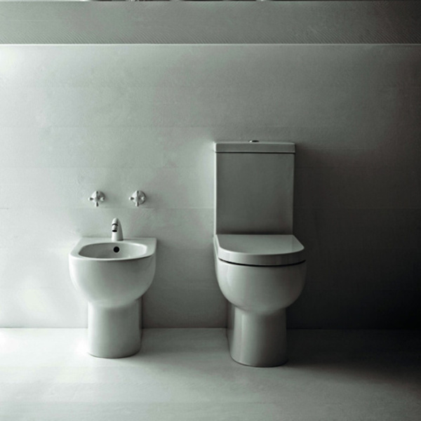 Унитаз Azzurra Nuvola NUV 100 (детальная фотография), с бачком