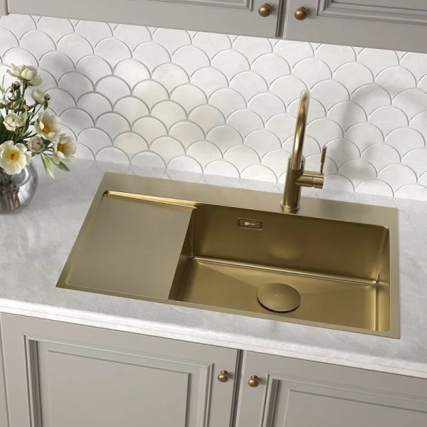 Мойка для кухни Lemark Kezadra 78 см светлое золото, правая 9938154 (детальная фотография), прямоугольной формы