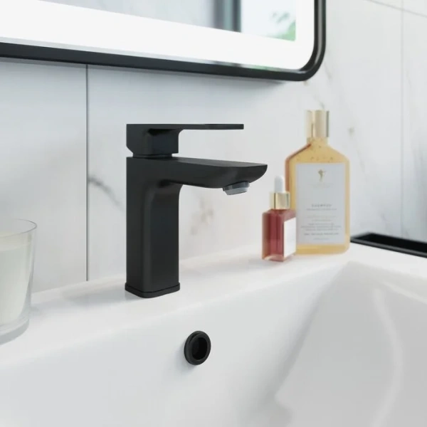 Смеситель для раковины IDDIS Slide черный матовый SLIBL00i01 (детальная фотография), современные, hi-tech