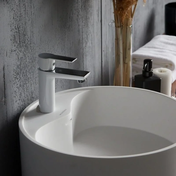 Раковина напольная Montebianco Pisa Rubinetto 45 см белая 11234 (детальная фотография), круглой формы, моноблок