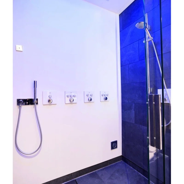 Смеситель для душа Grohe Grohtherm SmartControl 29157 термостатический (детальная фотография), белые