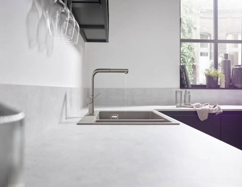 Смеситель для кухни Hansgrohe Talis M54 сталь 72808800 (детальная фотография), высокие, округлая форма