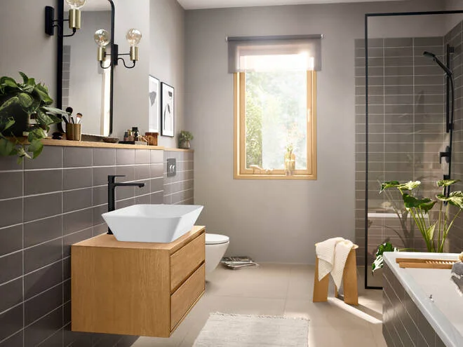 Смеситель для раковины Hansgrohe Rebris черный матовый 72581670 (детальная фотография), на столешницу