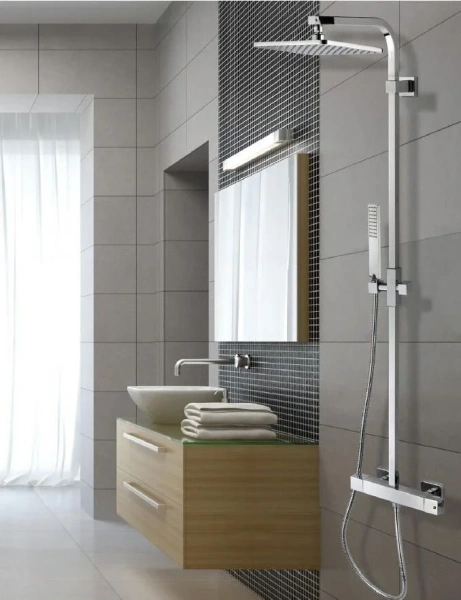 Душевая стойка Bossini Cosmo L30020.030 (детальная фотография), хром