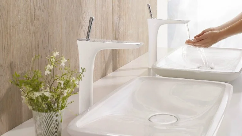 Смеситель для раковины Hansgrohe PuraVida однорычажный 15081000 хром (детальная фотография), современные, hi-tech