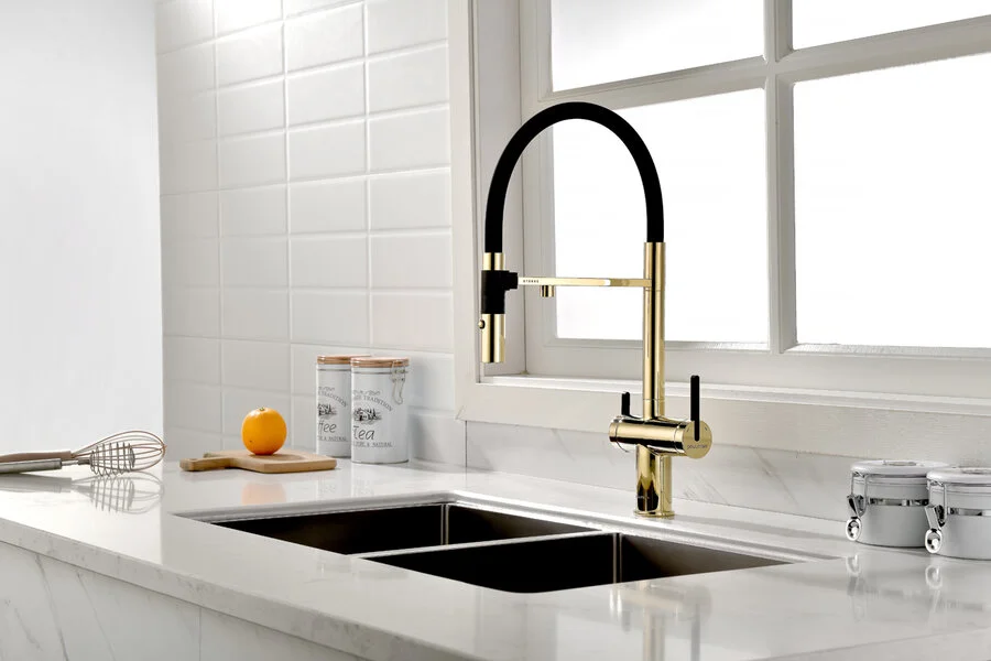 Смеситель для питьевой воды Paulmark Gravity золото Gr213888-G (детальная фотография), современные, hi-tech