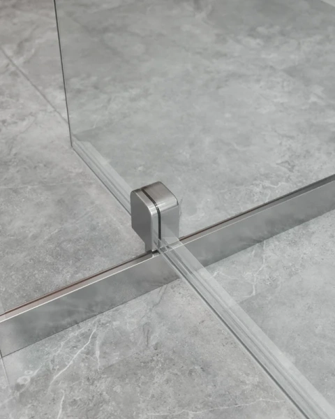 Душевая дверь в нишу Cezares Molveno 90 см с прозрачным стеклом MOLVENO-BA-1-90-C-Cr-IV (детальная фотография), хром