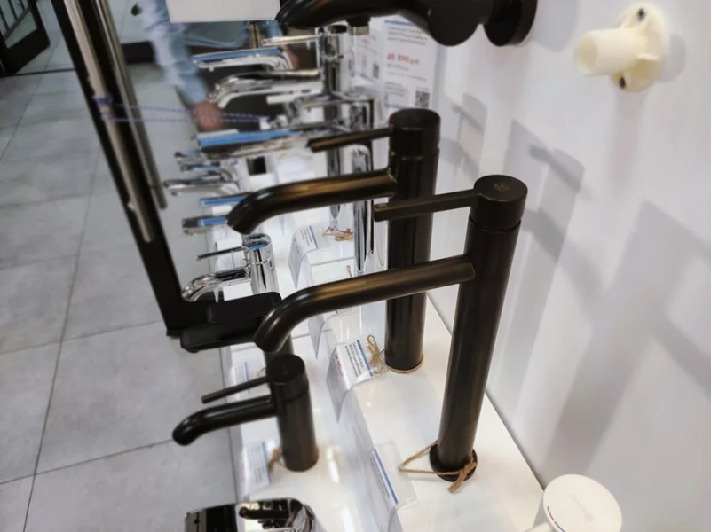 Смеситель для раковины Kludi Nova Fonte черный 202983915 (детальная фотография), на столешницу