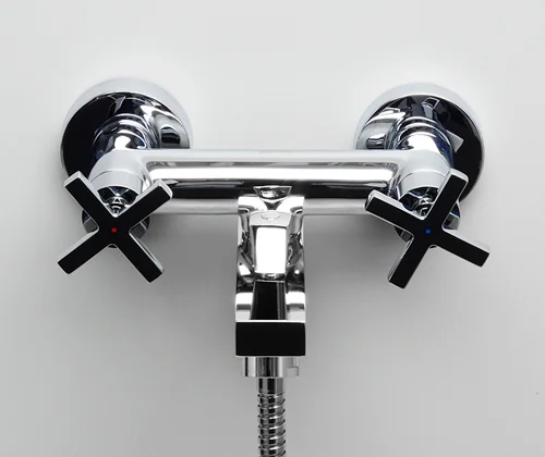 Смеситель для ванны WasserKRAFT Weser хром 7801 (детальная фотография), двухвентильные
