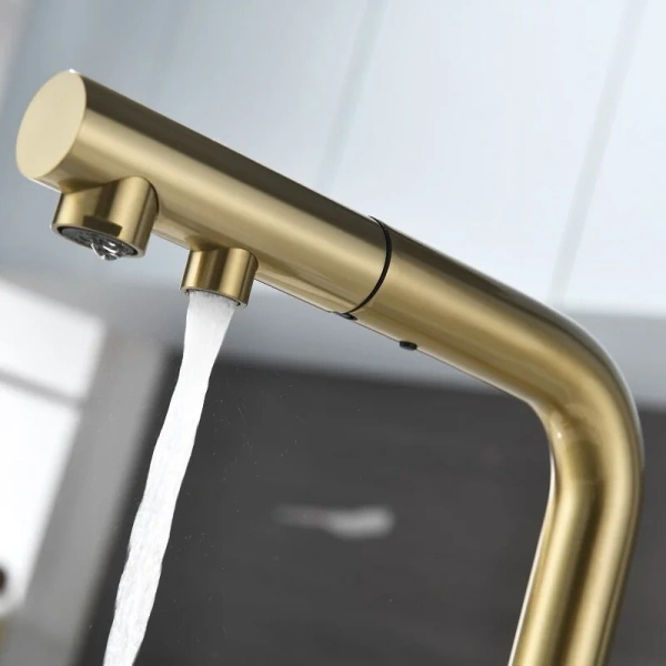 Смеситель для питьевой воды Paulmark Serpentine светлое брашированное золото Se213222-SBG (детальная фотография), высокие, из латуни, округлая форма, для питьевой воды с фильтром