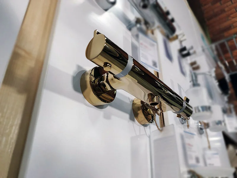 Смеситель для душа Hansgrohe Ecostat Comfort полированное золото 13116990 (детальная фотография), в наличии