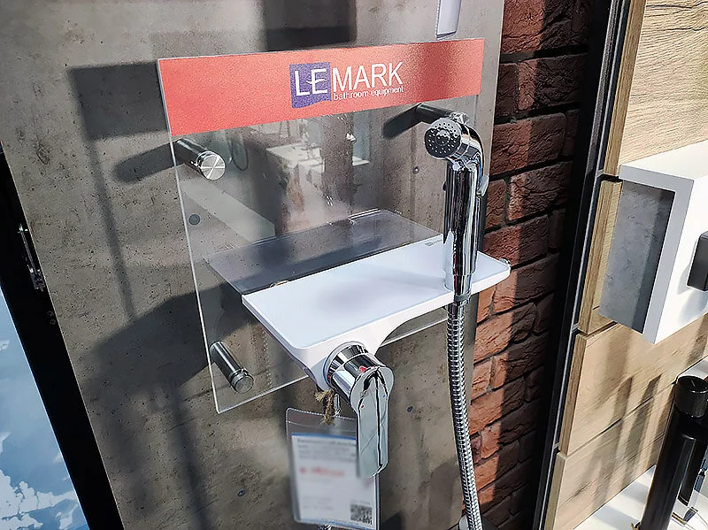 Гигиенический душ со смесителем Lemark Solo настенный LM7168CW (детальная фотография), комбинированные