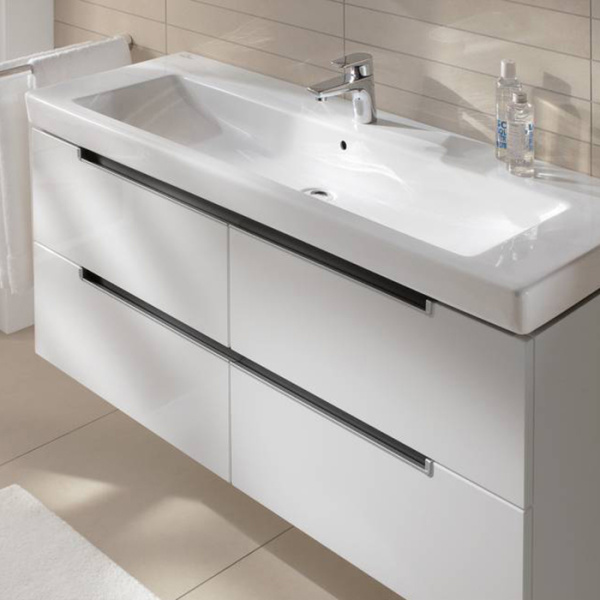 Раковина Villeroy & Boch Subway 2.0 130 см цвет альпийский белый с покрытием CeramicPlus 7176D0R1 (детальная фотография) index_1