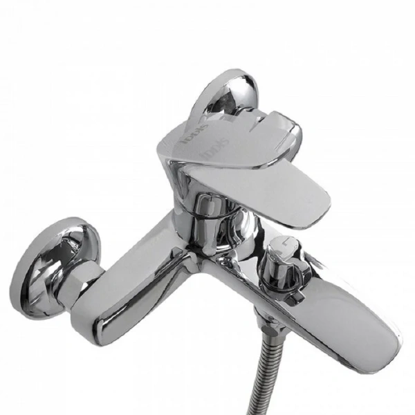 Смеситель для ванны IDDIS Zodiac с керамическим дивертором ZODSB02i02 (детальная фотография), настенные