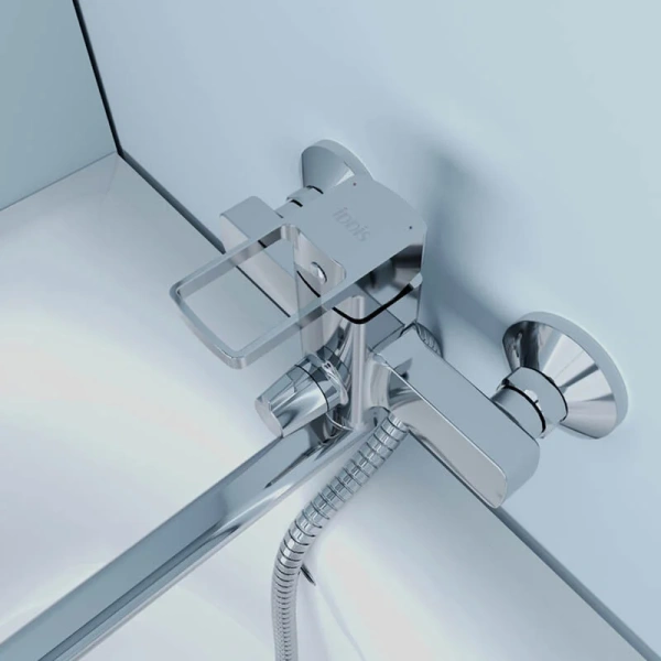 Смеситель для ванны IDDIS Bild с длинным изливом BILSB00i10WA (детальная фотография), из латуни, недорогие, прямоугольная форма