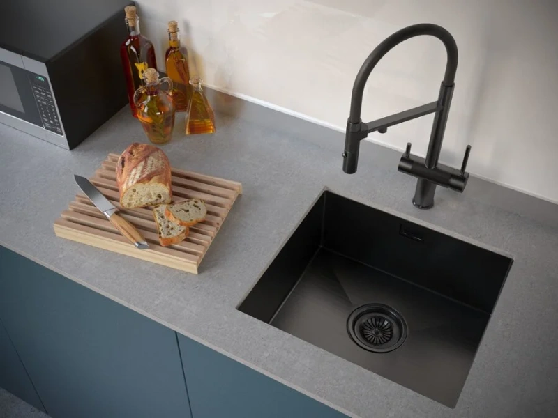 Мойка для кухни Paulmark Weser 48 см вороненая сталь PM804844-GM (детальная фотография), прямоугольной формы