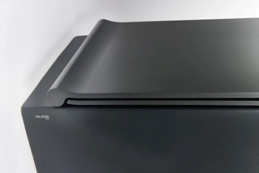 Унитаз с инсталляцией Valsir MEG11PRO с клавишей матовое золото KIT VSMG 5486NEMT Slim P1 (детальная фотография) index_2