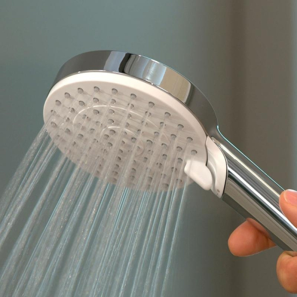 Душевая стойка Hansgrohe Crometta S с однорычажным смесителем 27269000 (детальная фотография), с тропическим душем