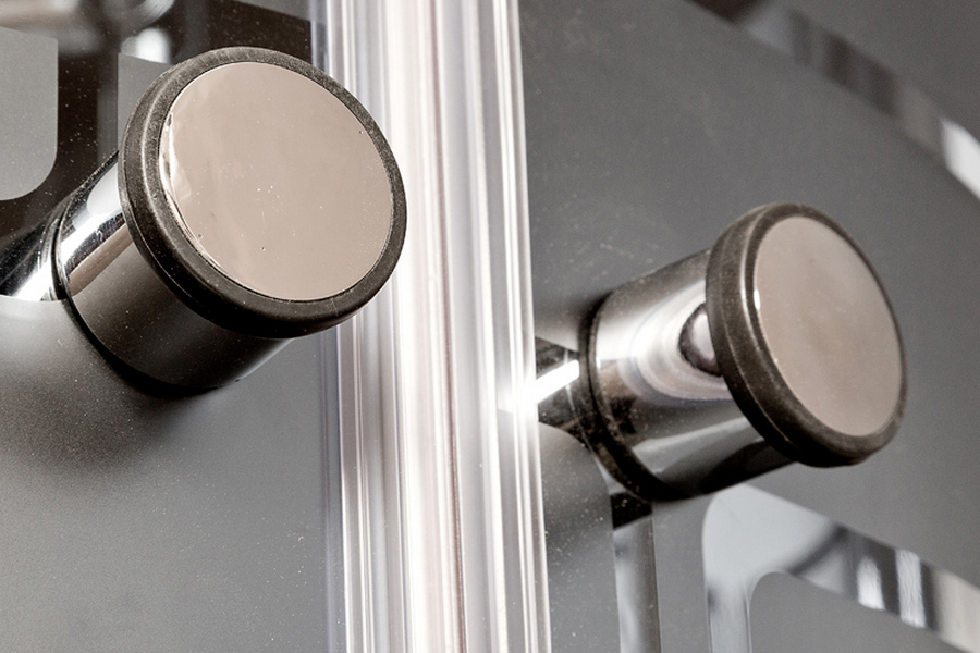 Душевая кабина Deto BM 90х90 см без крыши и с гидромассажем BM4590NGMBLACK (детальная фотография), стеклянные, узорчатые