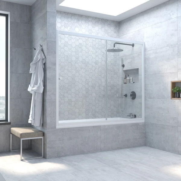 Душевая шторка на ванную профиль белый стекло прозрачное Vegas-glass ZV NOVO 170 01 01 (детальная фотография), 170 см