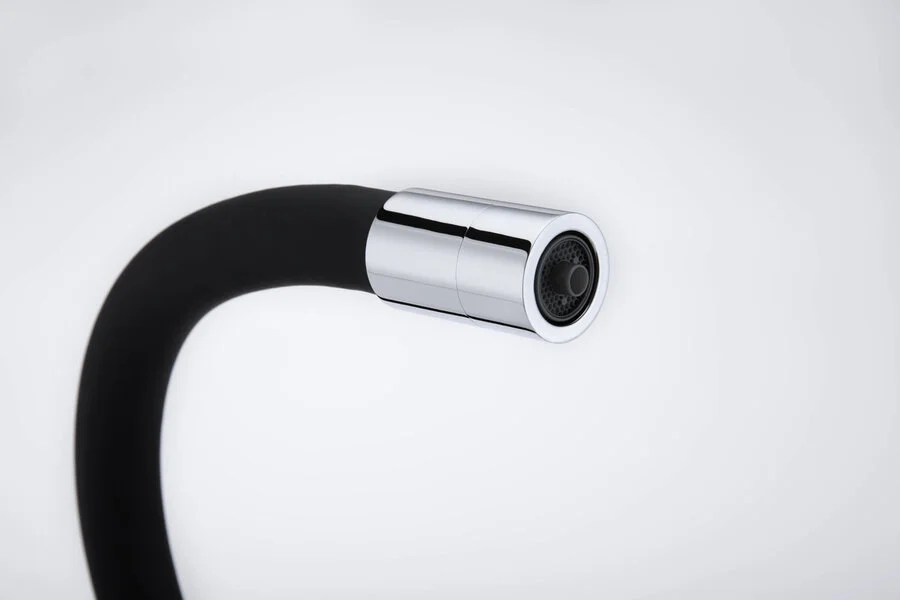 Смеситель для кухни Paulmark Salix Sa213419 с гибким изливом (детальная фотография), хром, бронза, золото, белые, черные, комбинированные, другие