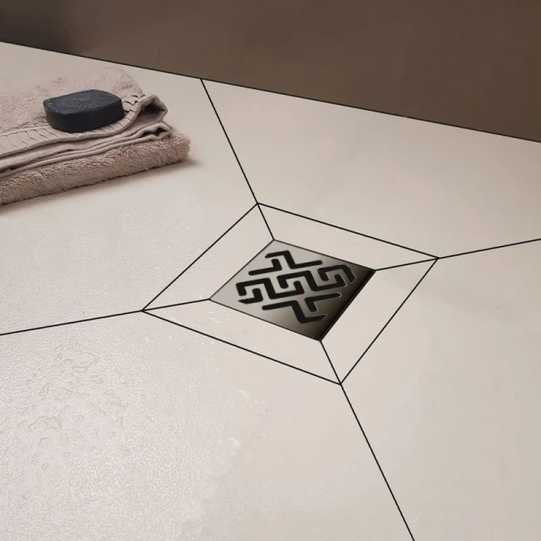 Душевой трап BERGES ZENTRUM Antik 364 10 см боковой выпуск (детальная фотография), хром, матовый хром, бронза, золото