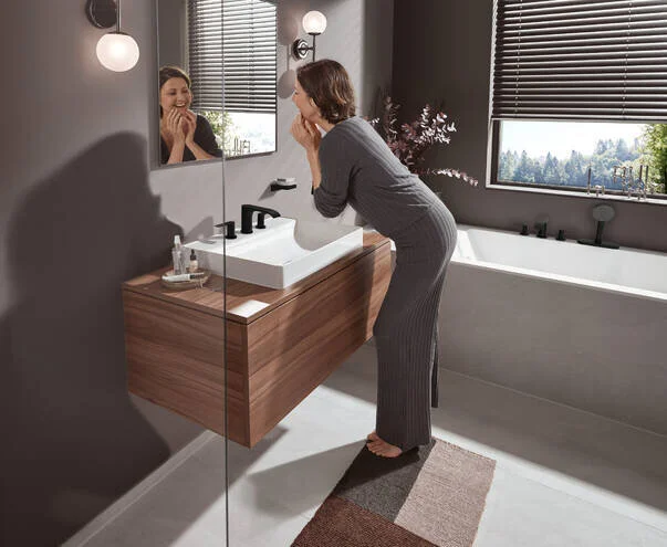 Смеситель для раковины Hansgrohe Vivenis черный матовый 75033670 (детальная фотография), с донным клапаном