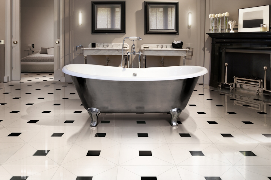 Ванна чугунная, цвет полированный алюминий, ножки Deco, Devon&Devon Admiral Lux 2MRADMILUXVEPDCRDD (детальная фотография), чугунные