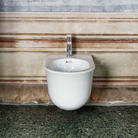 Биде подвесное Laufen The New Classic с покрытием LCC 8.3085.1.400.302.1 (детальная фотография), современные, hi-tech