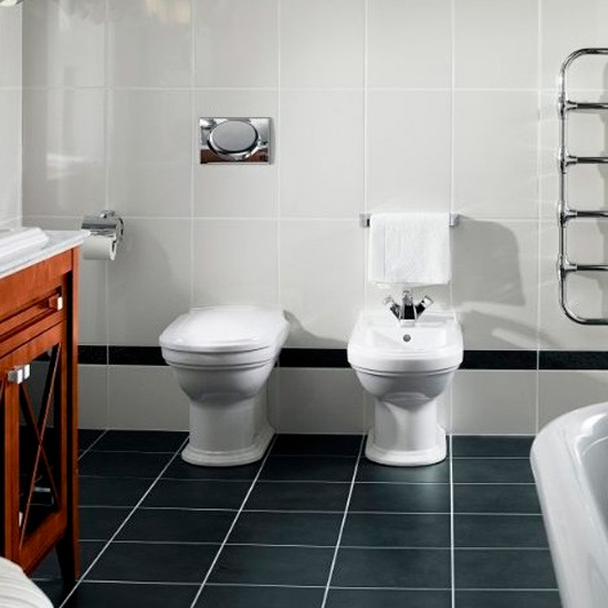 Биде напольное Villeroy & Boch Hommage альпийский белый CeramicPlus 744200R1 (детальная фотография), классические, ретро