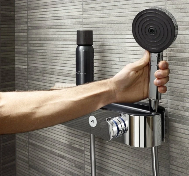 Смеситель для душа Hansgrohe ShowerTablet Select черный матовый 24360670 (детальная фотография), черные