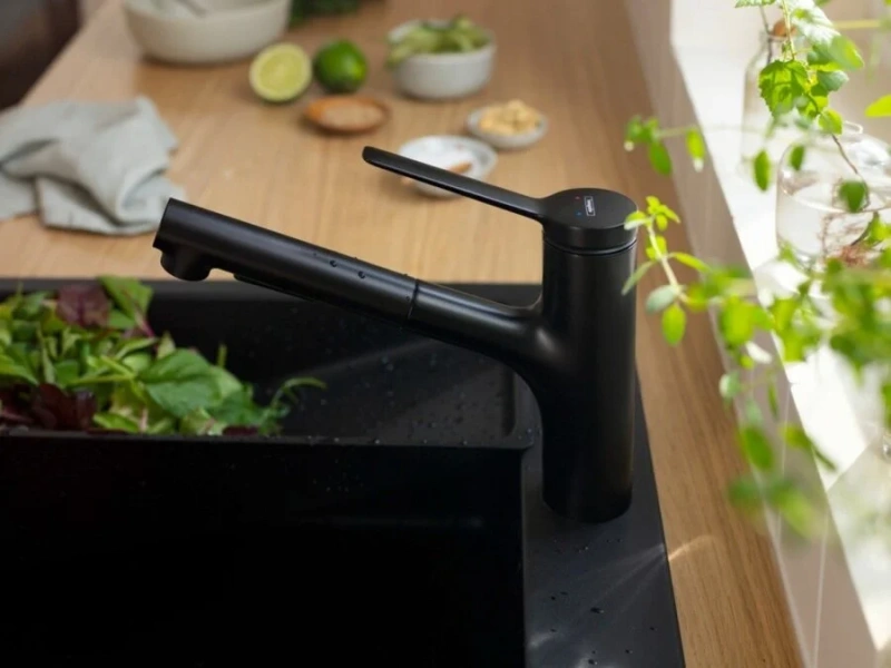 Смеситель для кухни Hansgrohe Zesis M33 матовый черный 74803670 (детальная фотография), на мойку, на столешницу