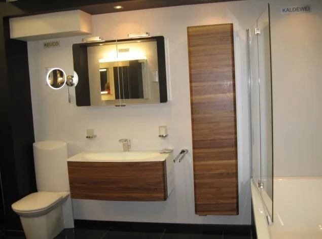 Зеркальный шкаф Keuco Elegance 21603 (детальная фотография), навесные