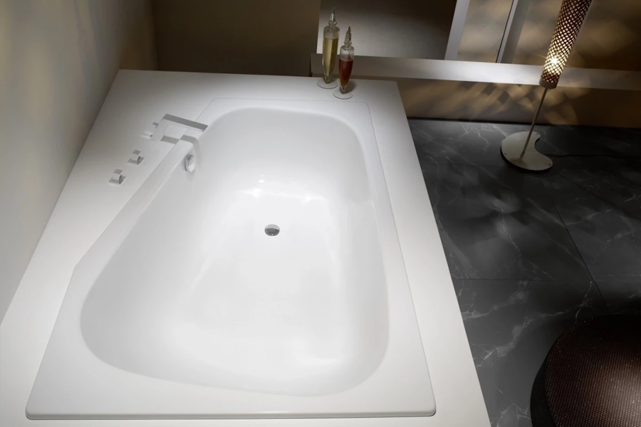 Ванна левая с водоотталкивающим покрытием  Kaldewei Avantgarde 237200013001 (детальная фотография), глубокие