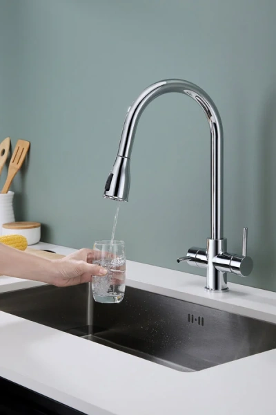 Смеситель для кухни Paulmark Lange La214212 с выдвижным изливом (детальная фотография), с 1 монтажным отверстием