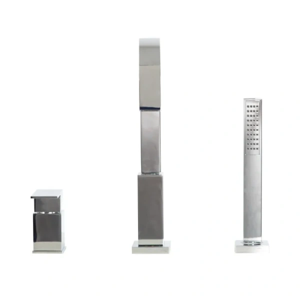 Смеситель для ванны Cezares UNIKA-BVD3 на 3 отверстия (детальная фотография), хром, золото