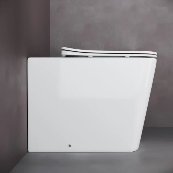 Унитаз напольный Ceramica Nova Cubic безободковый с крышкой CN1809 (детальная фотография), недорогие, безободковые, сиденье с микролифтом 