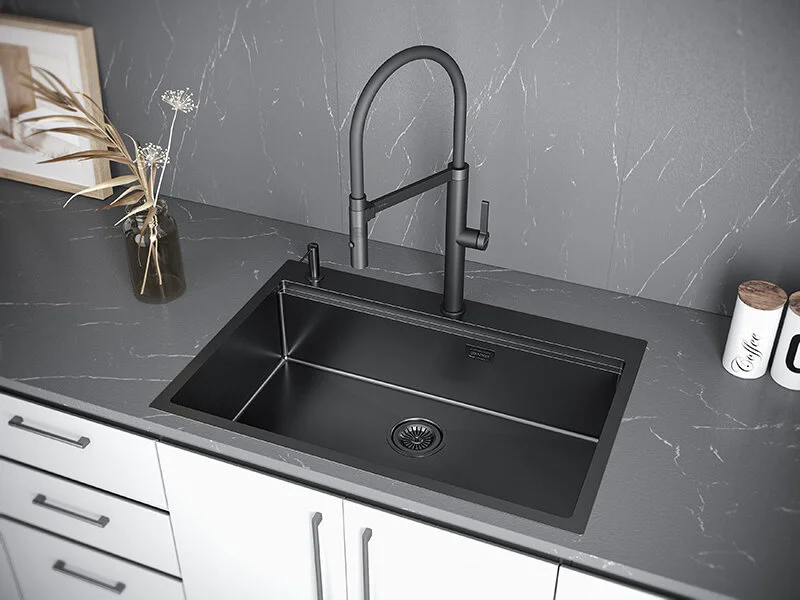 Мойка для кухни Paulmark Vast-Pro 75 см вороненая сталь PM707551-GM (детальная фотография), прямоугольной формы