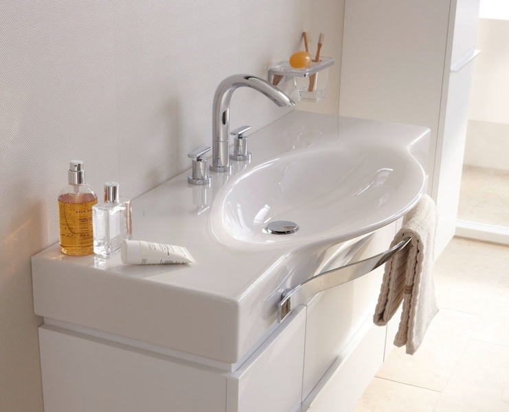 Раковина Laufen Palace 120 см с 3 отверстиями для смесителя 8.1270.4.000.108.1 (детальная фотография), современные, hi-tech