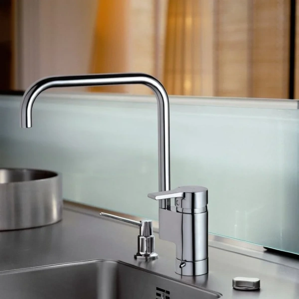 Смеситель для кухни Ideal Standard Active хром B8087AA (детальная фотография), современные, hi-tech