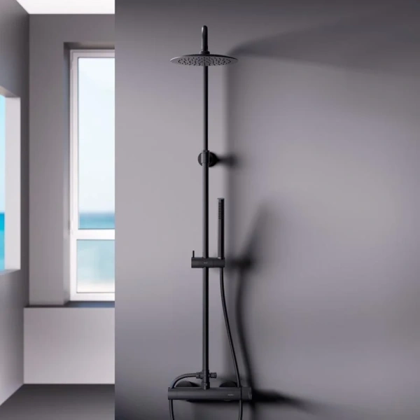 Душевая стойка Damixa Scandinavian Pure черная 936710300 (детальная фотография), с тропическим душем
