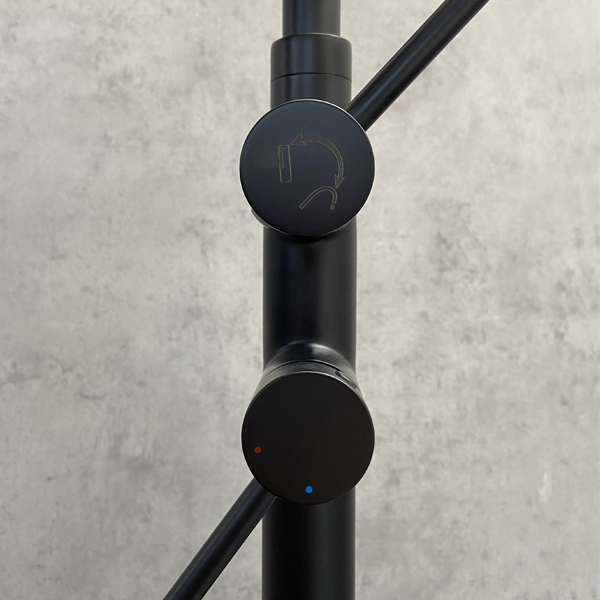 Смеситель для ванны Comforty черный матовый FE018M-CMT (детальная фотография), черные