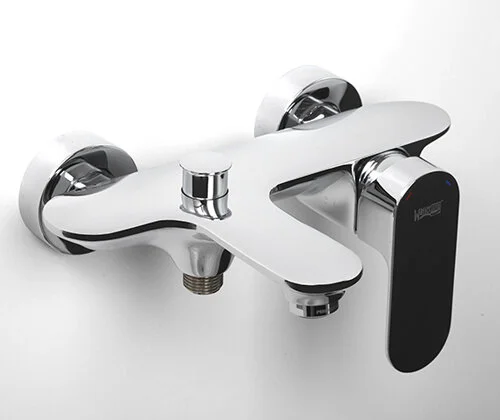 Смеситель для ванны WasserKRAFT Dinkel с коротким изливом 5801 (детальная фотография), для ванны