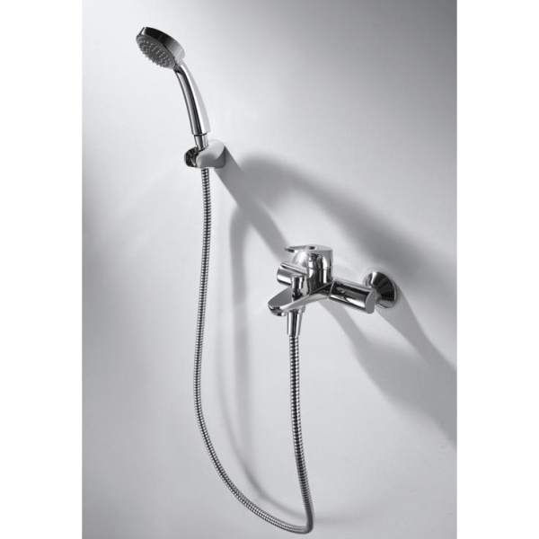 Смеситель для ванны Bravat Drop-D F648162C-B-RUS (детальная фотография), для ванны