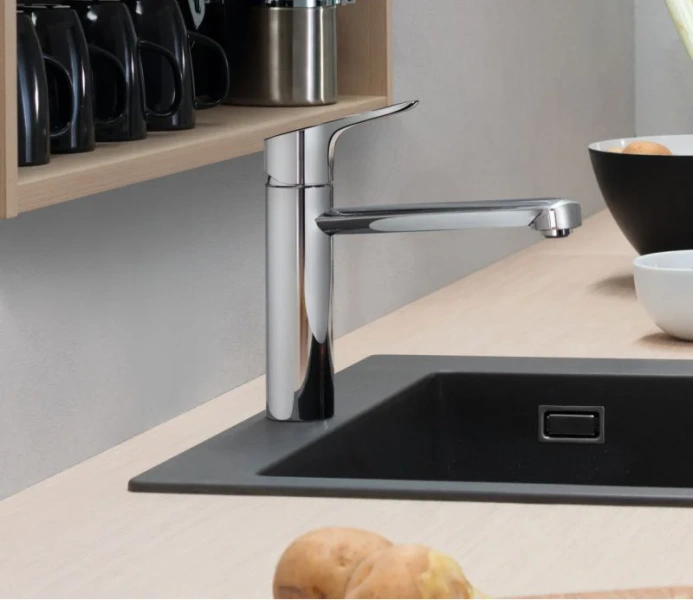 Смеситель для кухни Hansgrohe Focus M43 хром 71816000 (детальная фотография), современные, hi-tech