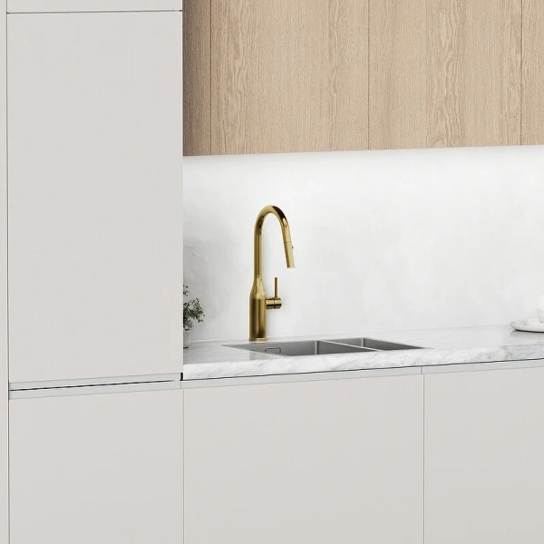 Смеситель для кухни Sancos Grand брашированное золото SC4002BG (детальная фотография), высокие, из латуни, округлая форма